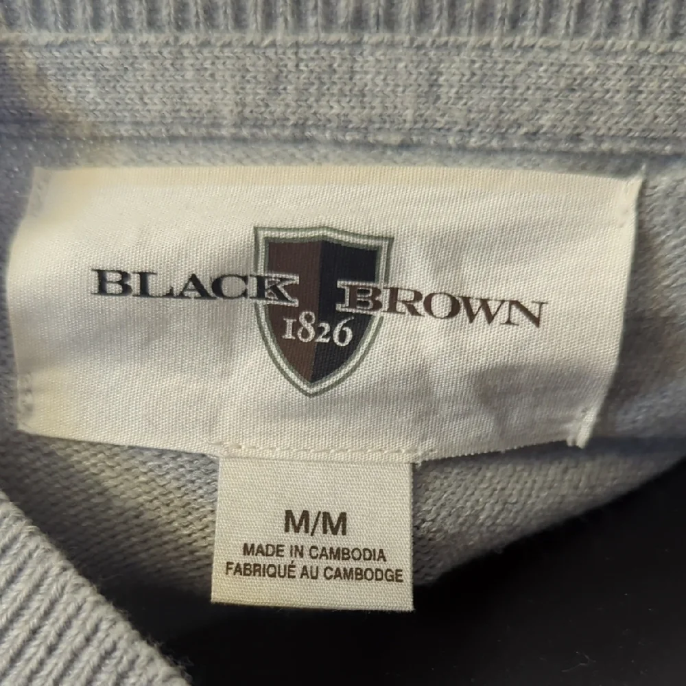 Black Brown 1826 Light Gray V-Neck Sweater - Picture 5 of 6